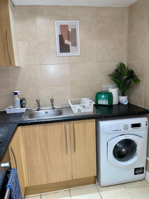 Stylish Cosy Studio Apartment Gravesend Extérieur photo