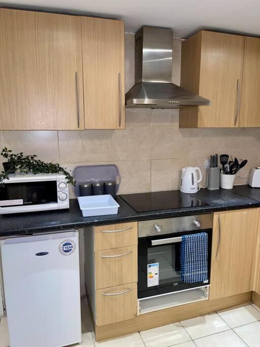 Stylish Cosy Studio Apartment Gravesend Extérieur photo